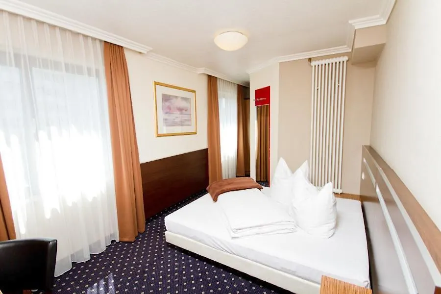 Hotel Tourist فرانكفورت ألمانيا