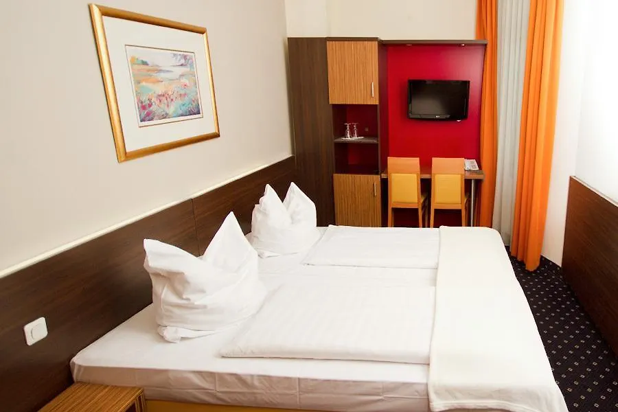 Hotel Tourist فرانكفورت